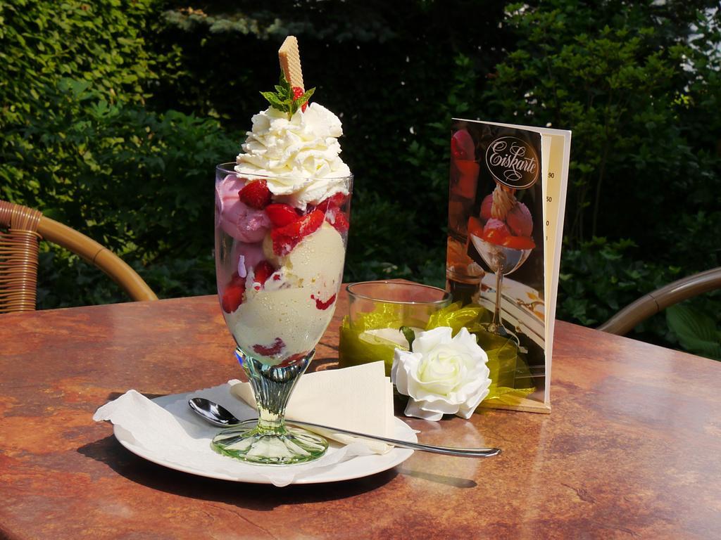 Hotel Flurschuetz Lennestadt Eksteriør billede