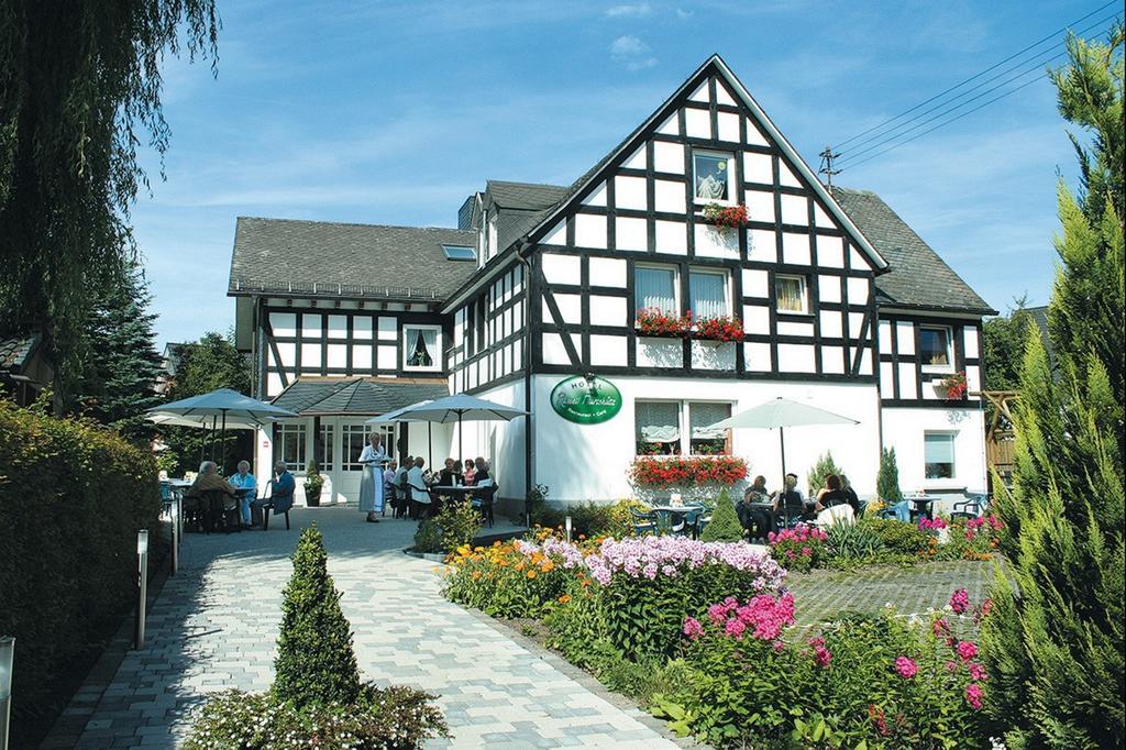 Hotel Flurschuetz Lennestadt Eksteriør billede